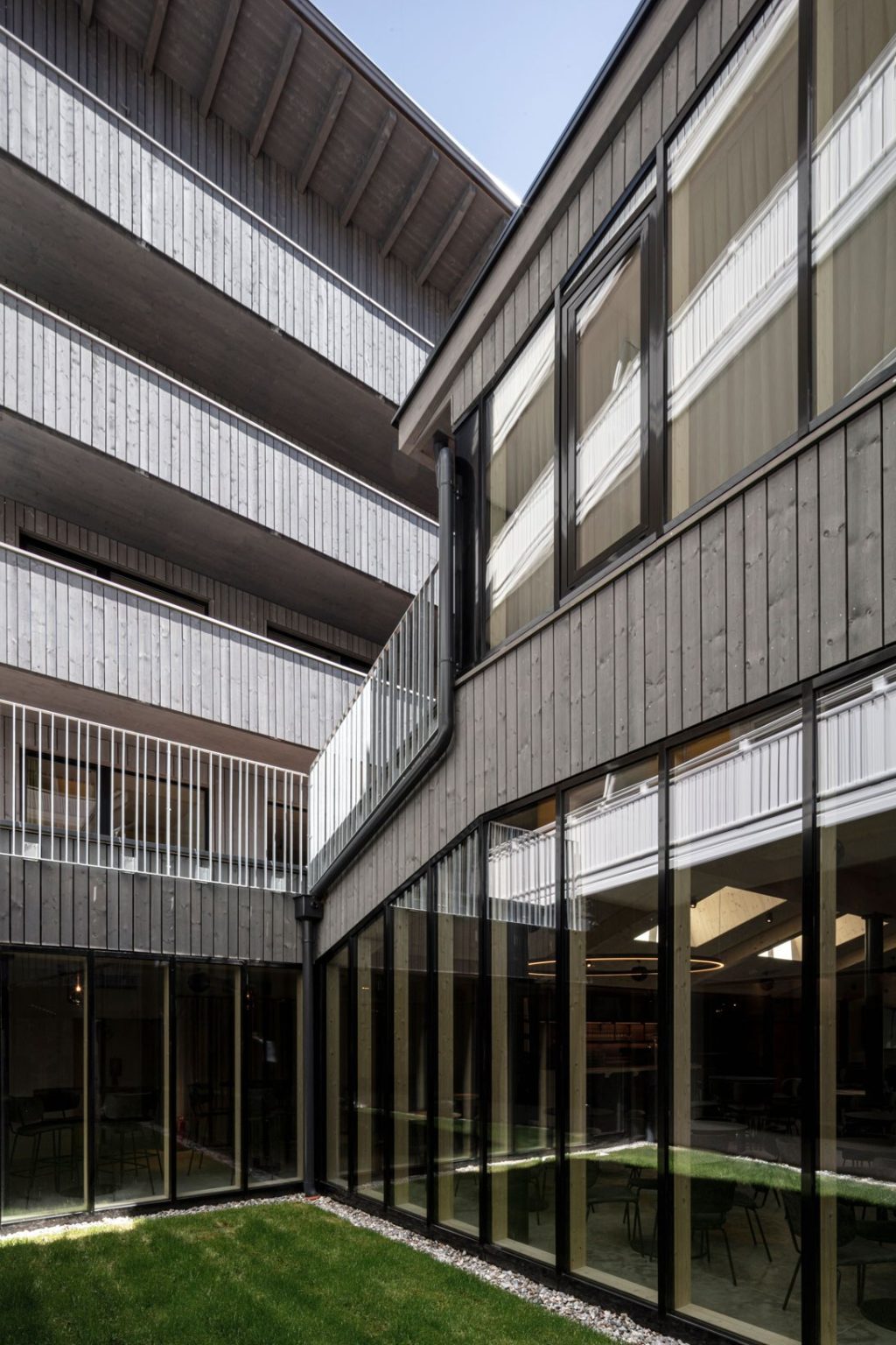 Hotel Astoria PUB FOT 05 72dpi