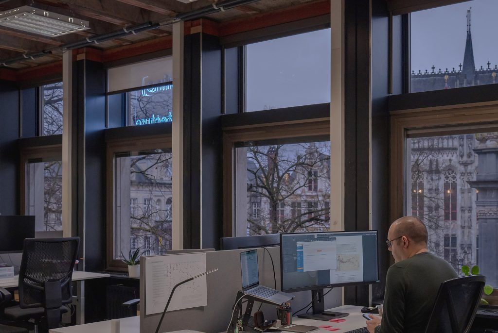 Office PUB FOT 0070 WE Bb